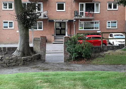 Hanover Court Suites Image